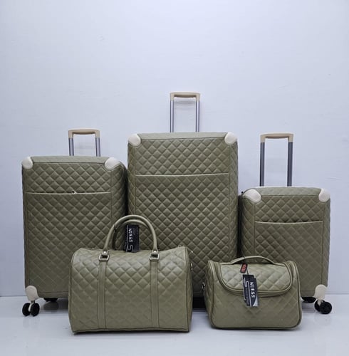 شنط سفر طقم