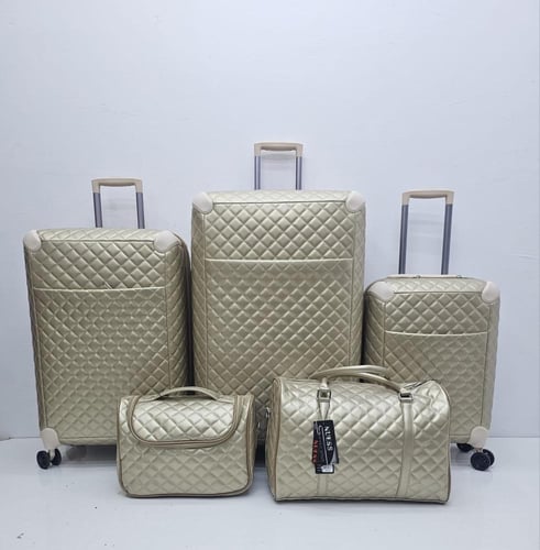 شنط سفر طقم