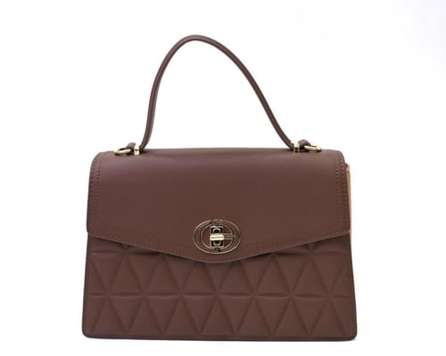 حقيبة يد بتصميم جذاب