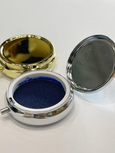 محبره مقاس 3.9 محمولة لون ذهبي