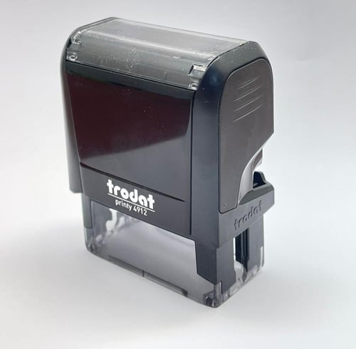ختم TRODAT اسود عرض 4.7 سم