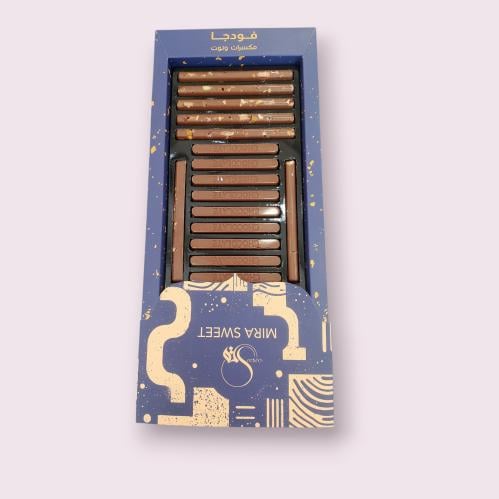 ميرا فودجا مكسرات وتوت