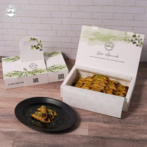 زي اللوز بيكانو جلاش