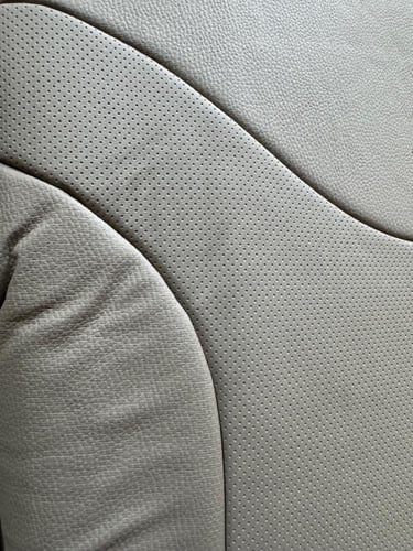 تلبيسة مقاعد السيارة جاهزة من (جلد ) متوافق مع (جم...
