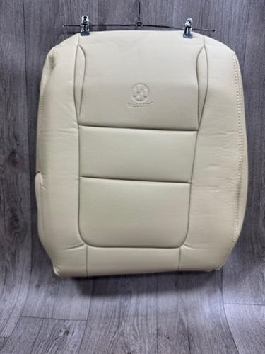 تلبيسة مقاعد السيارة جاهزة من (جلد ) متوافق مع (اك...