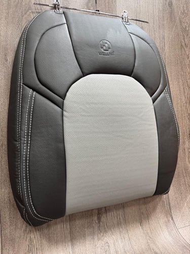 تلبيسة مقاعد السيارة جاهزة من (جلد) متوافق مع (كاب...