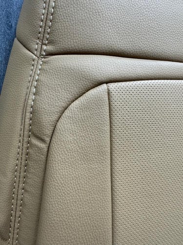 تلبيسة مقاعد السيارة جاهزة من ( جلد ) متوافق مع (...