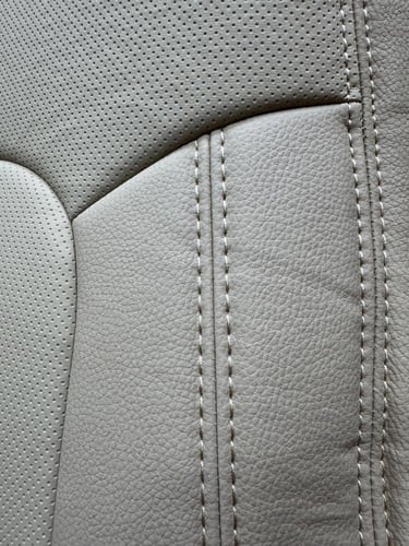 تلبيسة مقاعد السيارة جاهزة من (جلد) متوافق مع (لان...