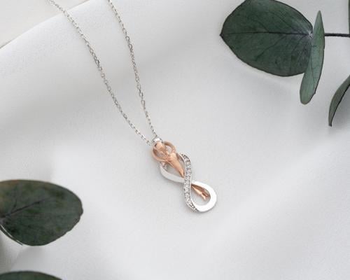 قلادة انفينتي