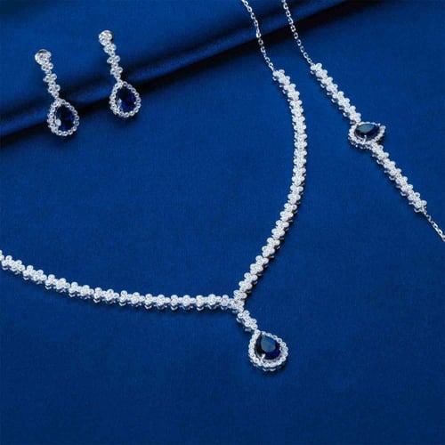 طقم الماسة الزرقاء - طقم مجوهرات فضة عيار 925 - حج...