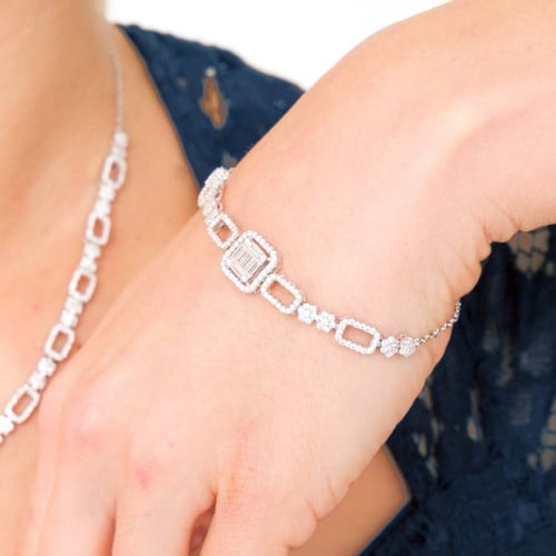 طقم فضة نسائي عيار 925 مرصع بأحجار زركون - طقم باغ...