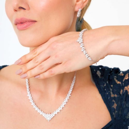 طقم جميلة انت - طقم فضة فخم مرصع بأحجار زركون