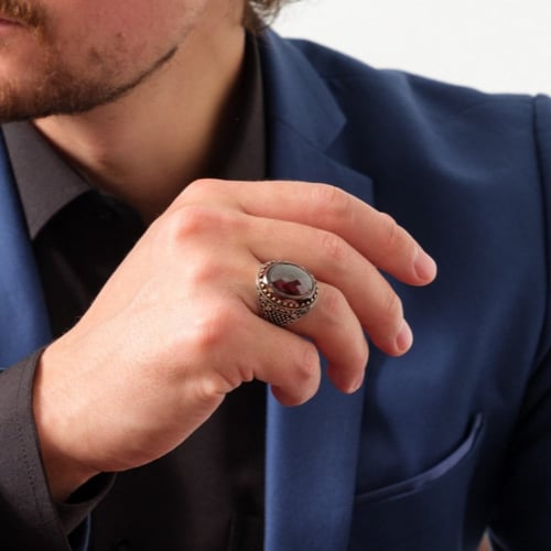 خاتم فضة رجالي لون احمر قاني - فضة عيار 925 - خاتم...