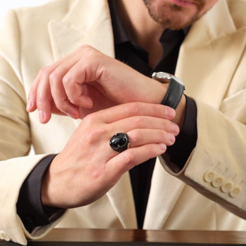 خاتم رجالي اسود سادة - فضة عيار 925 - خاتم الأمين