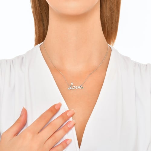 قلادة الحب لون فضي وأحجار الزيركون الماسية