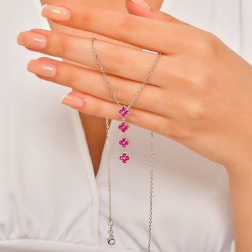 سلسلة مذهلة من الفضة عيار 925 بأحجار بيضاء