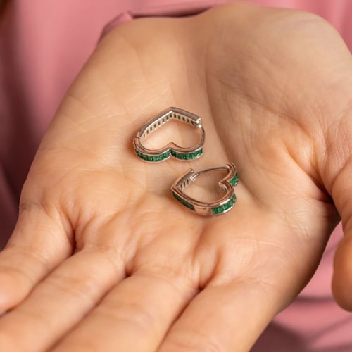 حلق فضة عيار 925 - احجار خضراء - حلق القلب انت