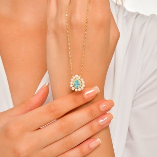 قلادة نسائية فضة عيار 925 بأحجار الزيركون الماسية...