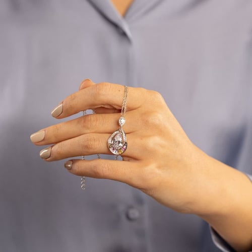 قلادة نسائية فضة عيار 925 - قلادة انتِ المعنى