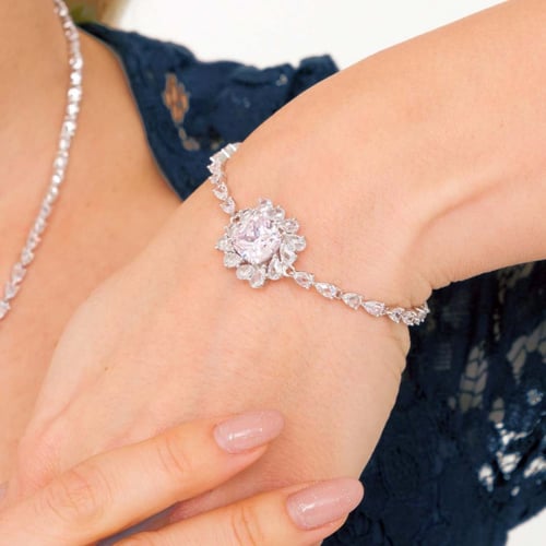 طقم فضة فخم مرصع بأحجار زركون - طقم فاتنة