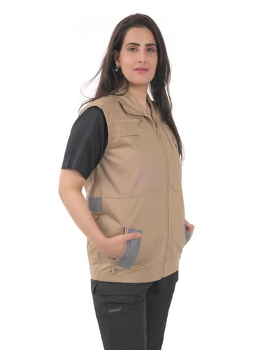 سديري مطرز بشعار وزارة الصحة للجنسين