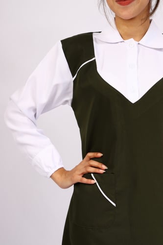 مريول متوسط زيتي شيال شكل سبعه على الصدر قماش شتوي