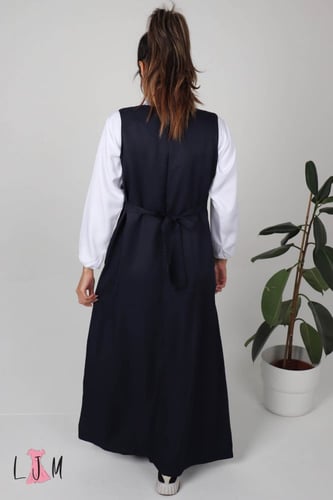 شيال مريول كحلي شيال كسرات جانبية على الشيال بدون...