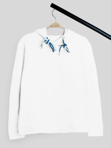 بلوفر ابيض صوف