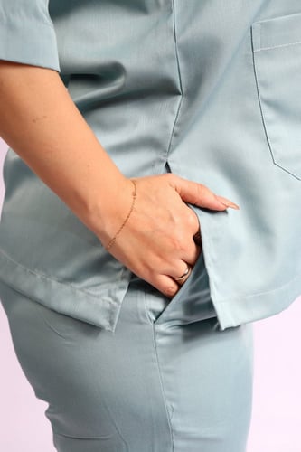 زي عاملات بدلة 2 قطعة موديل 2019