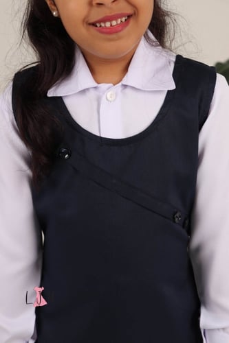 مريول شيال روضه كحلي مع ازرار امامي 1037بدون بلوزه