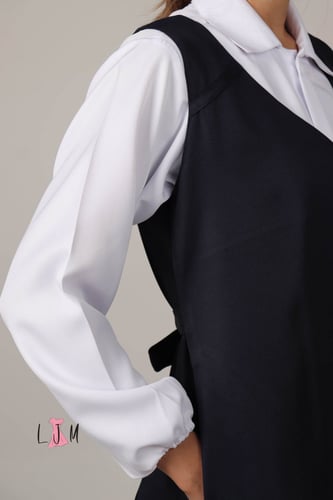 شيال مريول كحلي شيال كسرات جانبية على الشيال بدون...