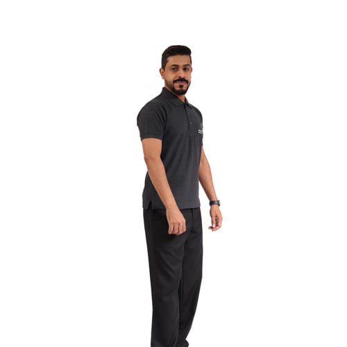 الزي الرسمي كليه التقنية متدربين البكالوريوس