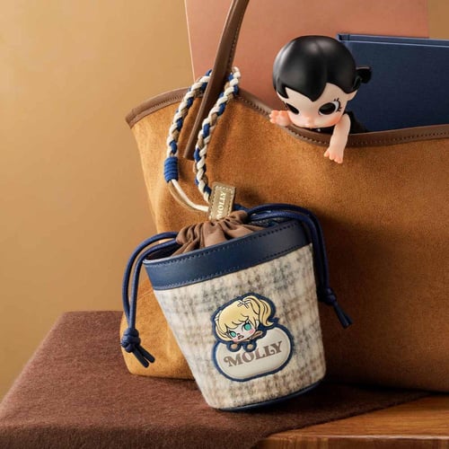 Molly Winter Fit Check-Mini Bag