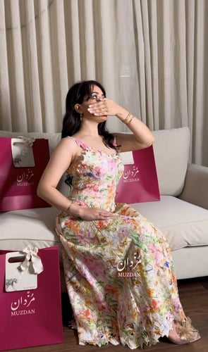 فستان الدانتيل