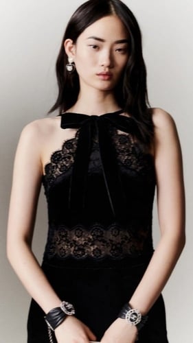 فستان دانتيل اسود