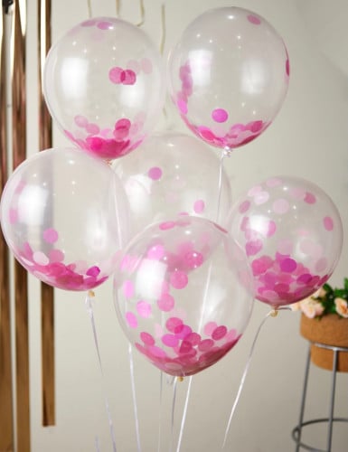 مجموعة من ستة بالونات شفافة مع قصاصات زينة. اجعل ا...