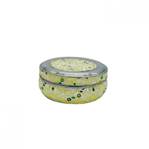 مطبقية 4 حبات كبير