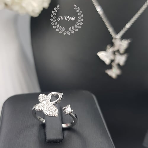 طقم زركون عصري شكل الفراشة