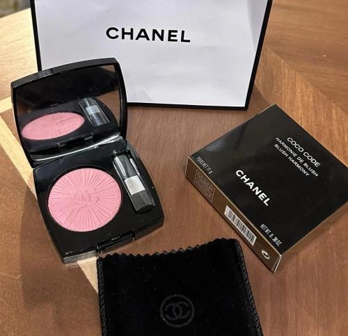 بلاشر شانيل بينك