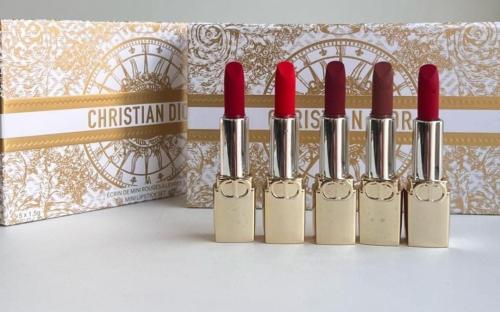 ارواج كرستين ديور