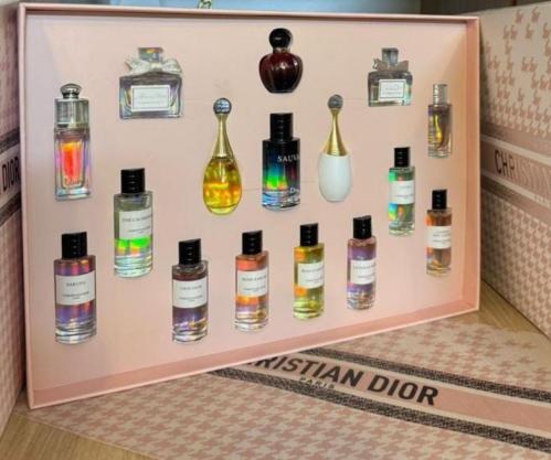 البكج الفخم من ديور