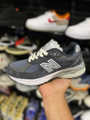 حذاء نيو بالنس #375