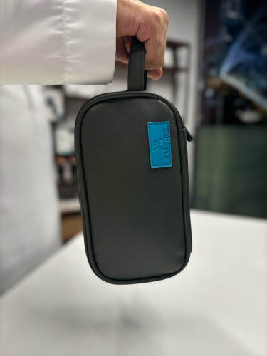 حقيبة اكس ليدر اليدوية الفاخرة متعددة الاستخدامات...