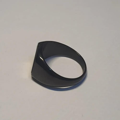 خاتم من ستانلس ستيل لون اسود بمقاسات متعدد ( طباعة...