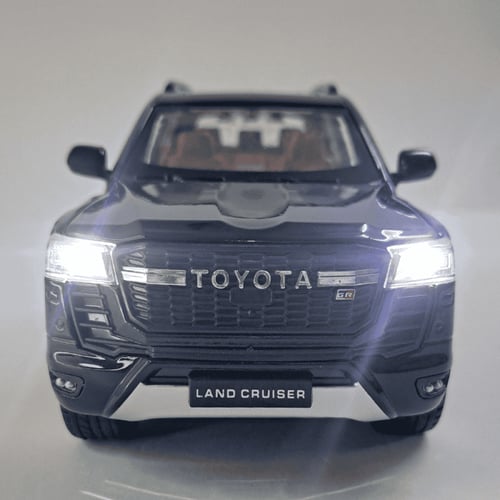 مجسم سيارة حديد تويوتا لاندكروزر LC300 (2021+)