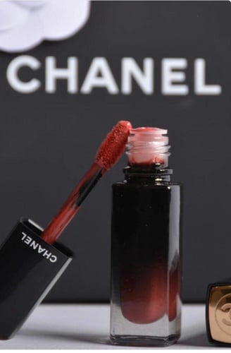 قلوس شانيل درجة 84 (5.5ml) مع كيس