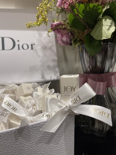 توزيعات بوكس عطر جوي 5 مل 20 حبة مع البوكس