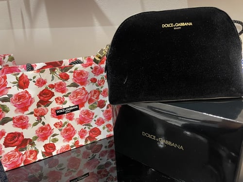 شنطة دلتشي قبانا اسود + كيس مورد