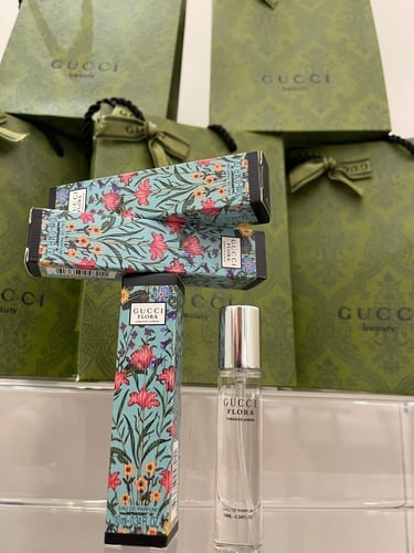 عطر قوتشي فلورا 10 مل بخاخ + كيس