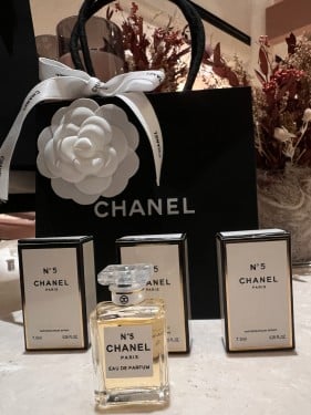 عطر شانيل 7 مل مع الكيس